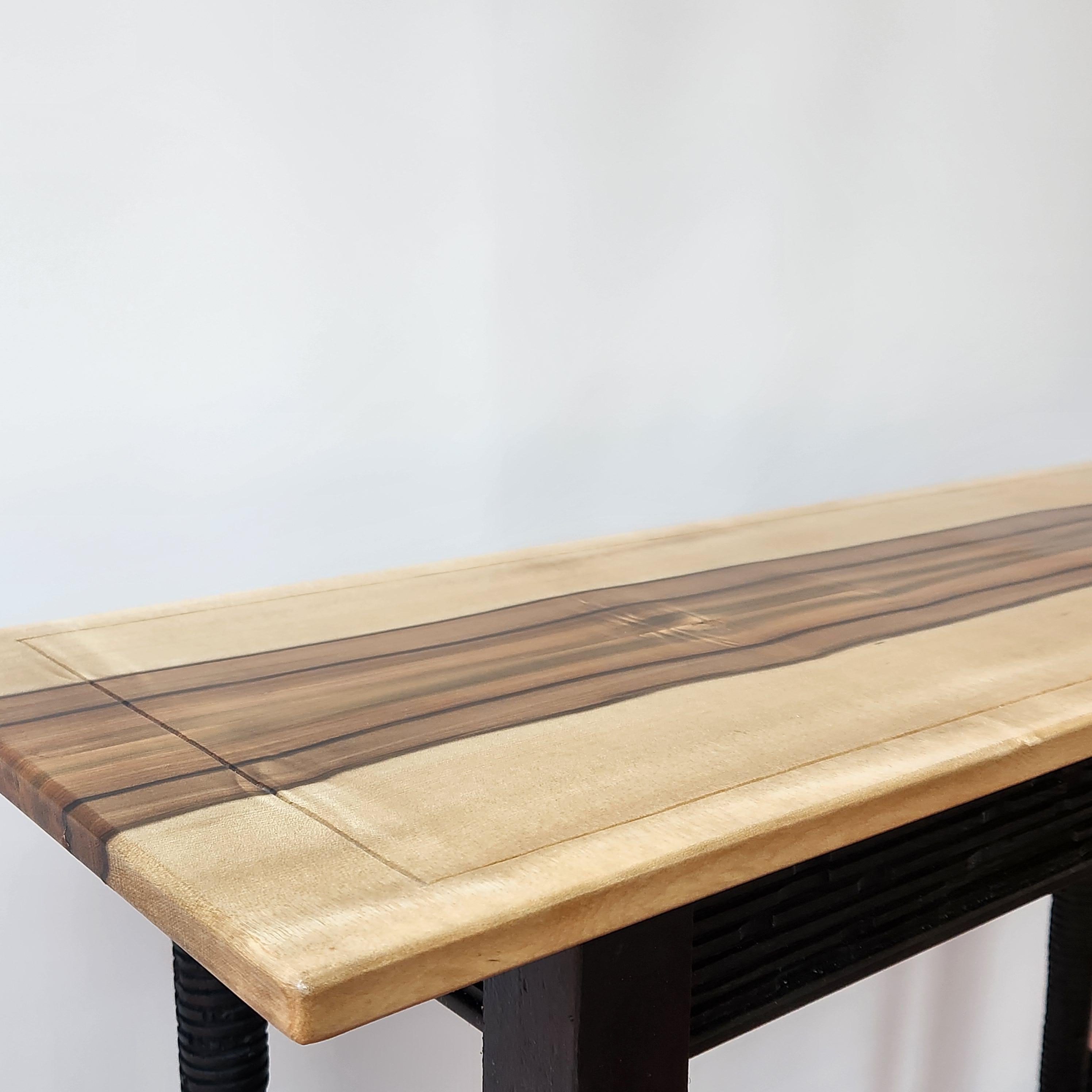 Broken Ring Textured Hall Table