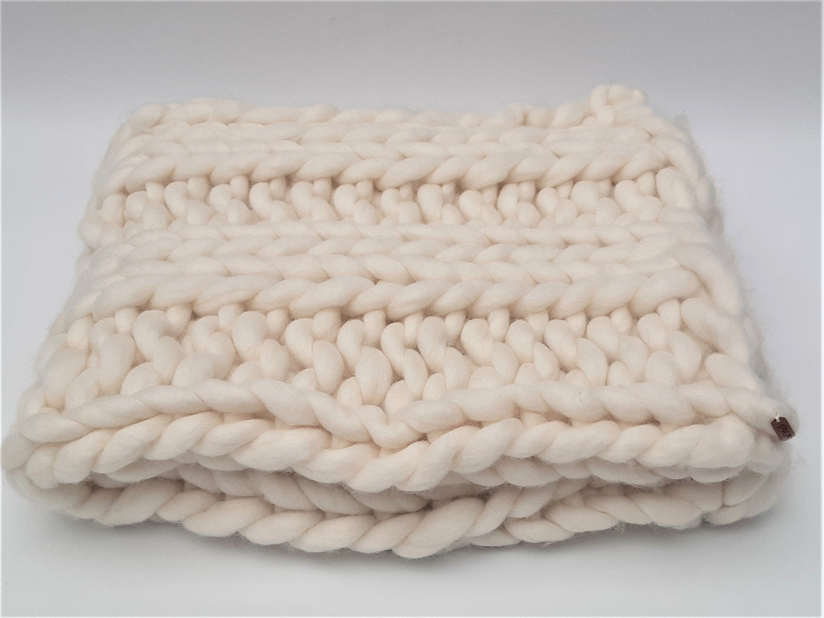 Handknitted Chunky Wool Sofa Throw - Natural