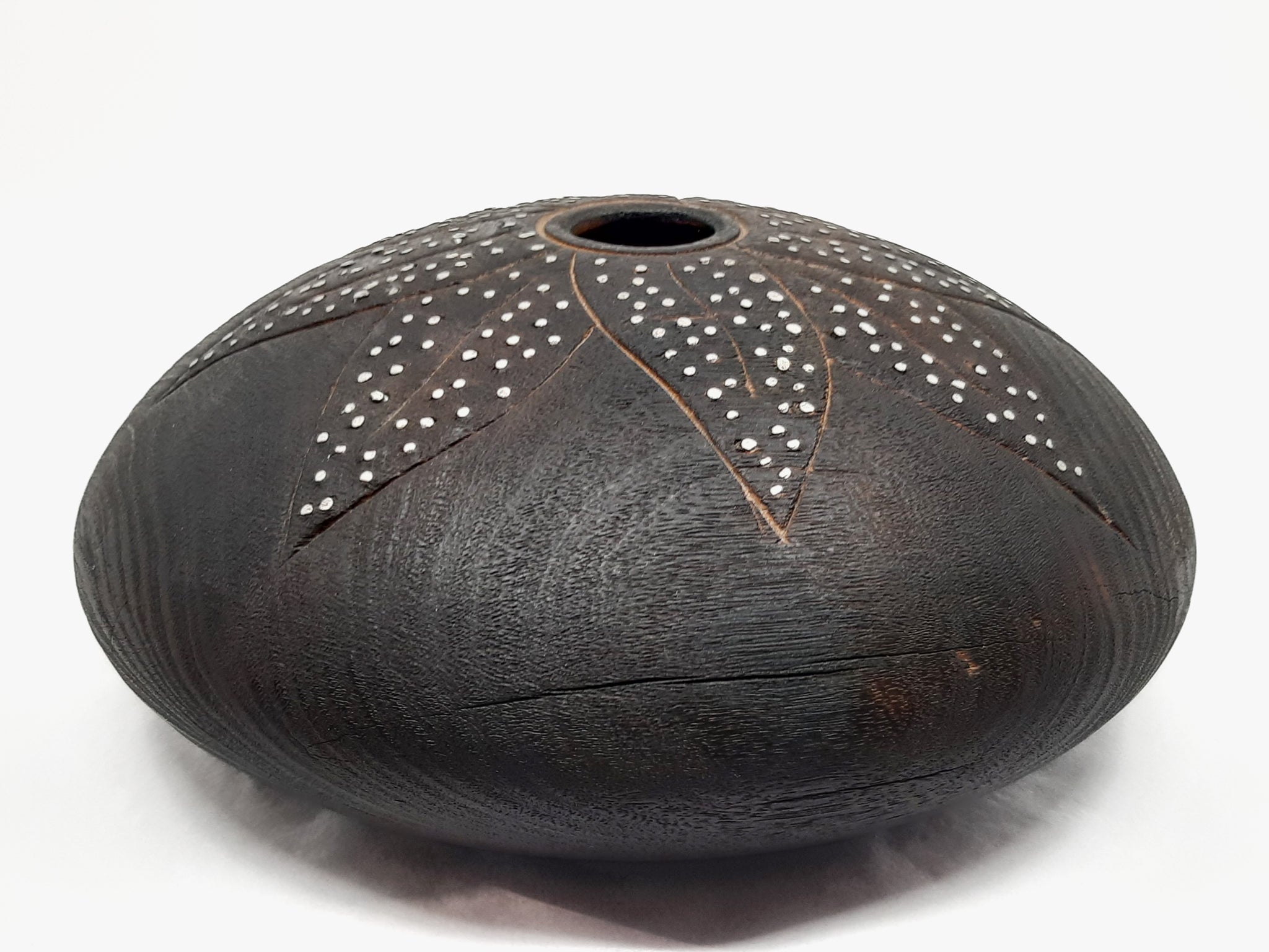 Studded Leaf Vessels