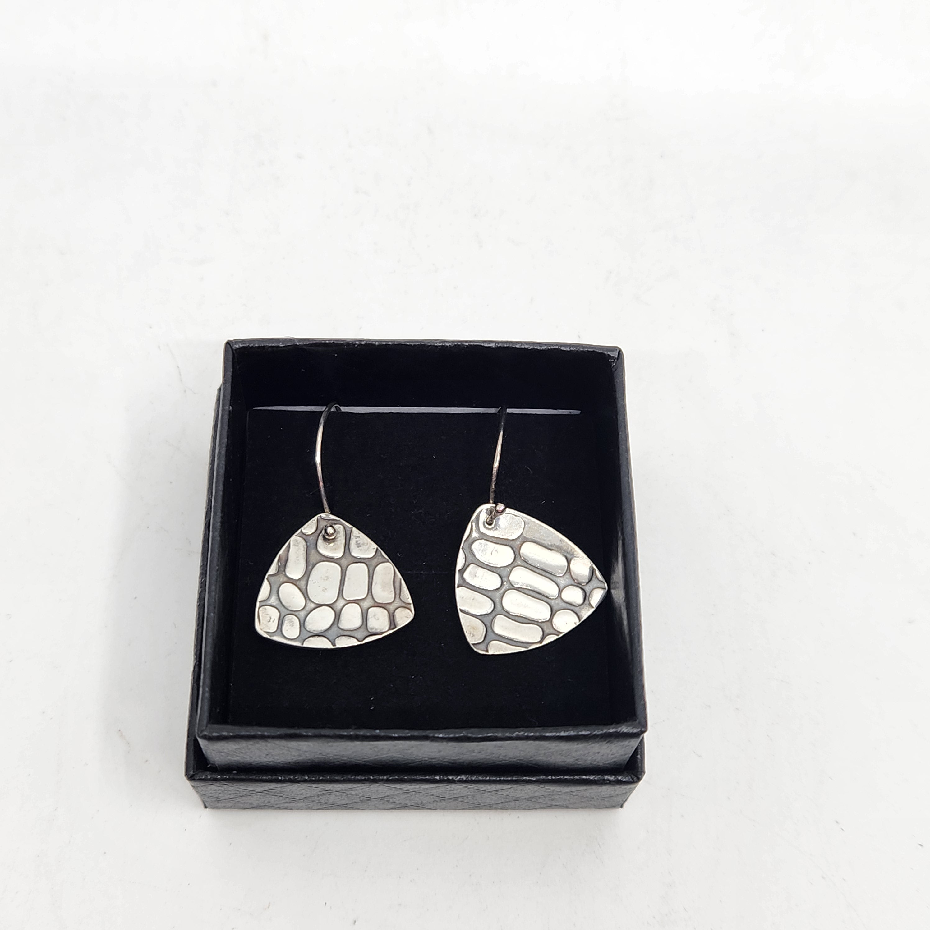 Small Cobblestone Silver Earring