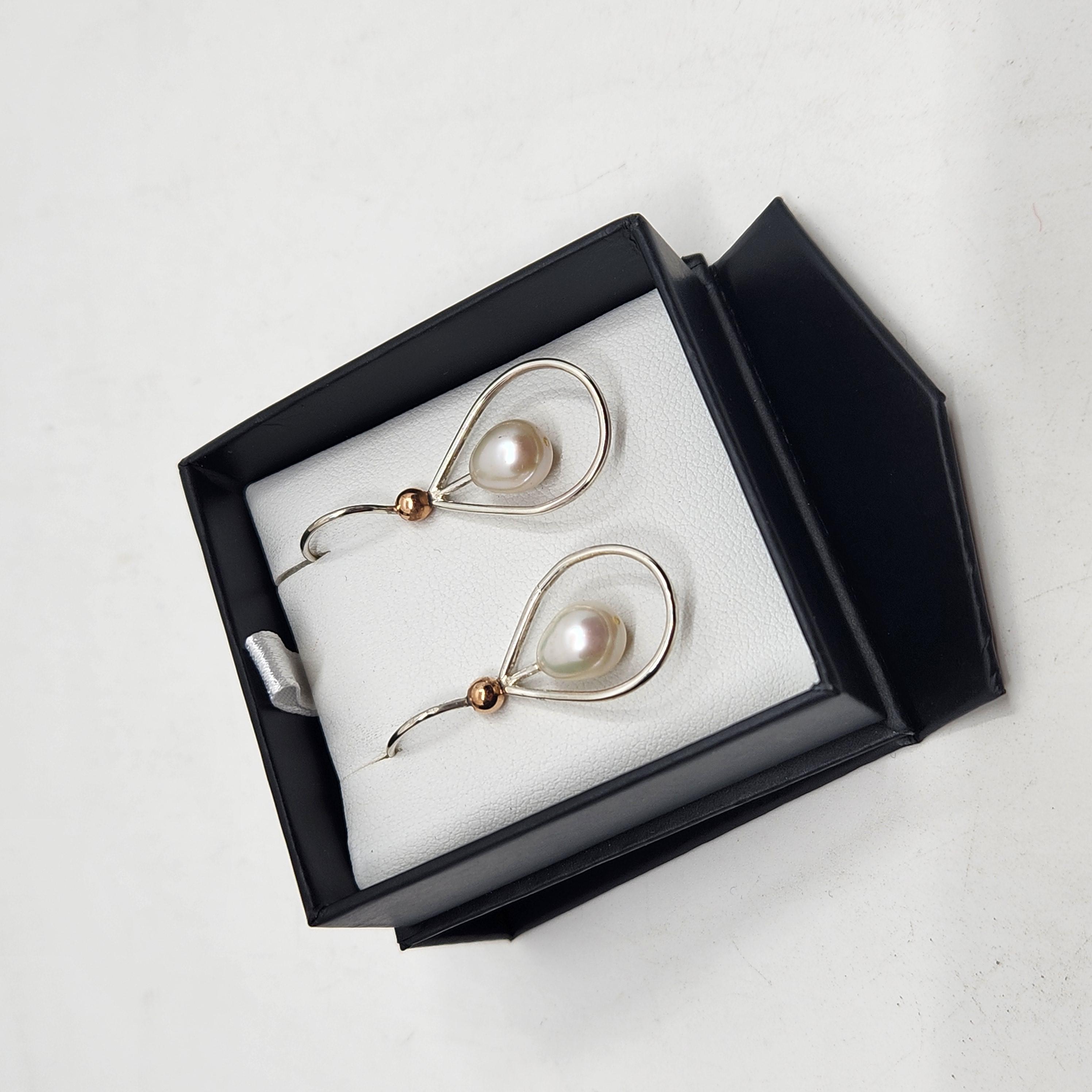 Pearl & Rose Gold Silver Earring