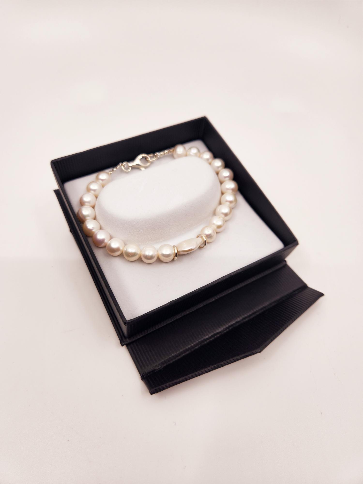 Pearl Bracelet