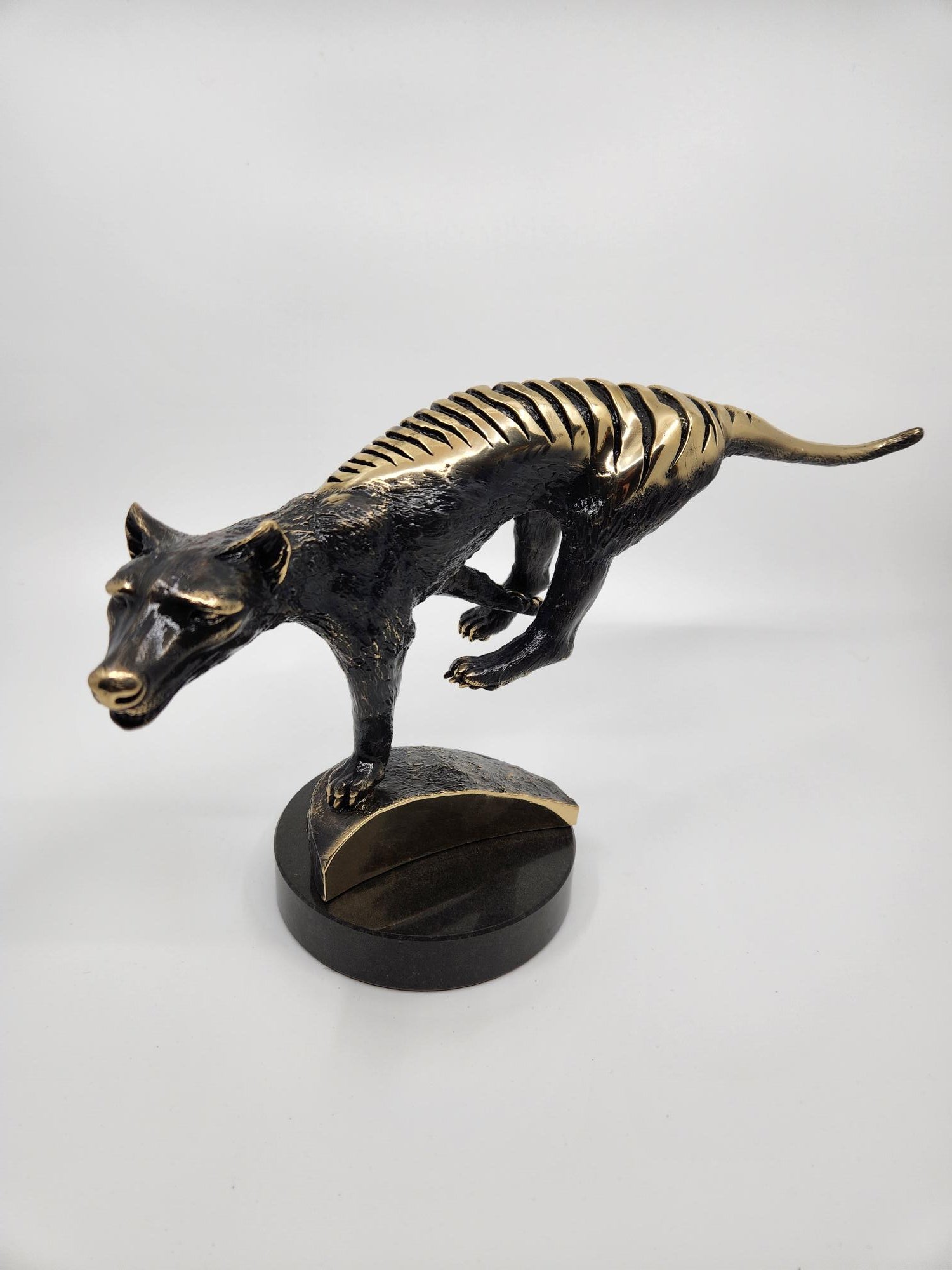 Bronze Thylacine on the Hunt